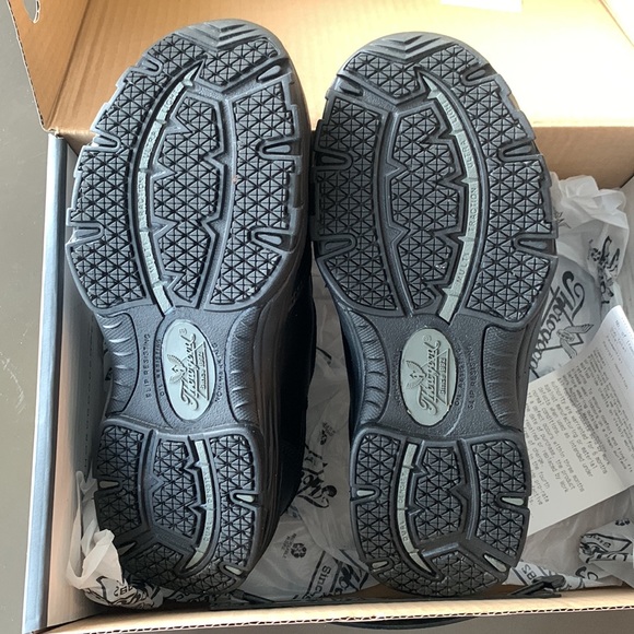 Thorogood Athletic Slip Resisting Leather Slip-on - Picture 3 of 4